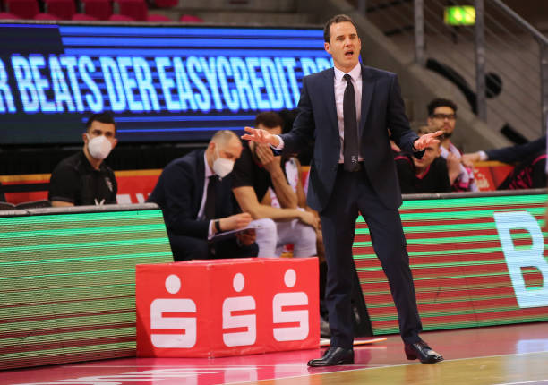 社交平台调 社交平台调