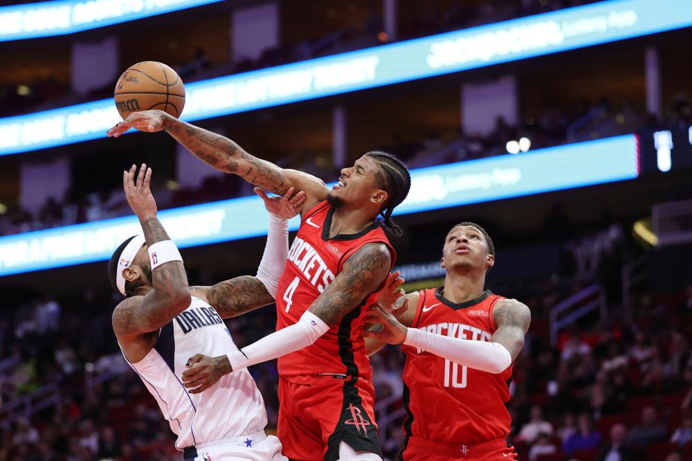 更凭借第四 更凭借第四