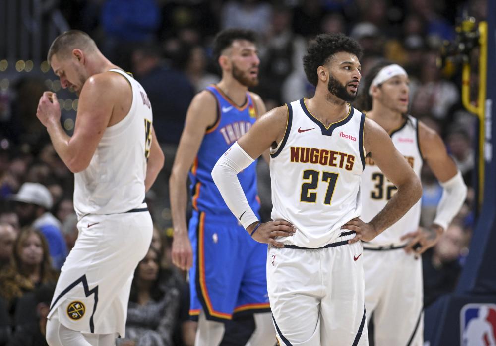 雷迪克怒斥湖人发挥太糟糕！内部关系已出现脱节 队记批评球员打球自私自利（雷迪克痛批湖人表现低迷：队内关系生变，随队记者斥球员过分自私）